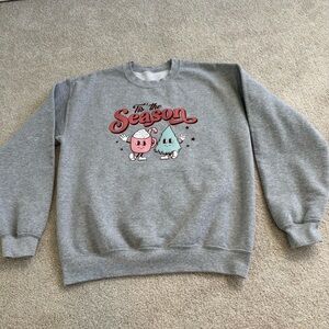 Gray 'Tis the Season' Crewneck Sweater